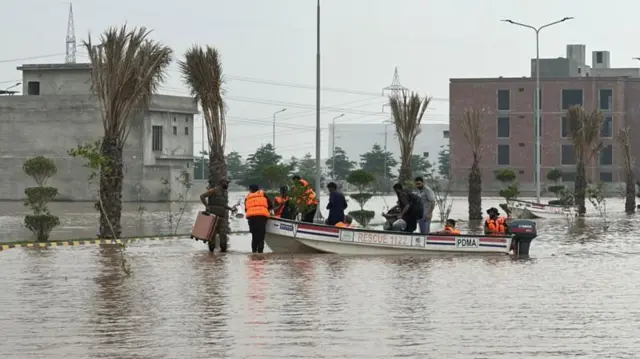 पाकिस्तान बाढ़