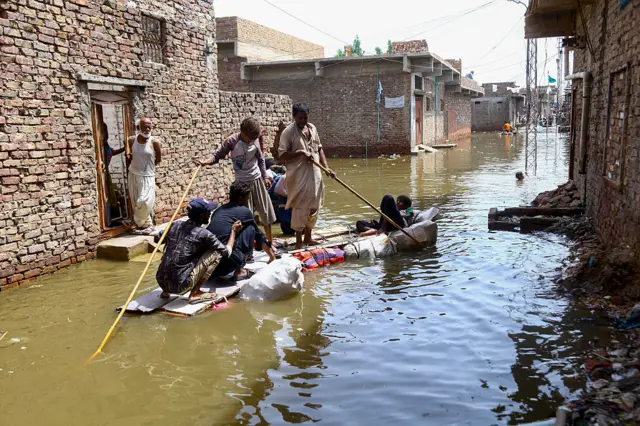 پاکستان کے کئی علاقوں میں آج سے بارشوں کی پیشگوئی