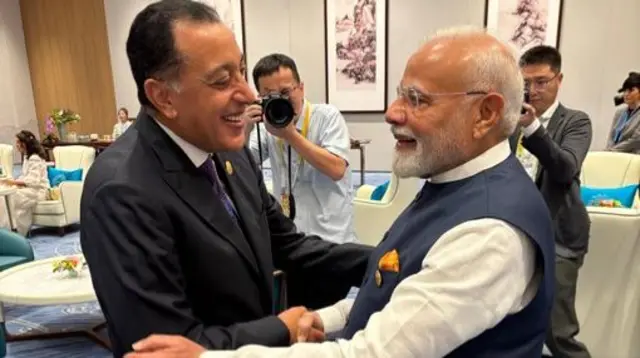 नरेंद्र मोदी
