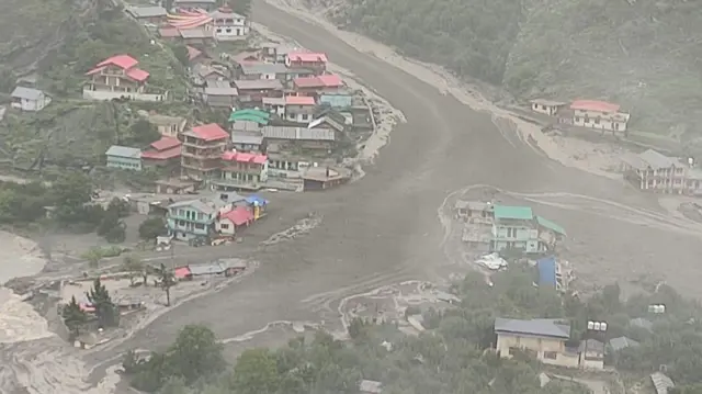 Hoton ambaliyar ruwa a Uttarakhand da ke Indiya