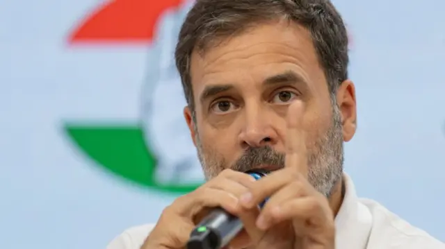 राहुल गांधी
