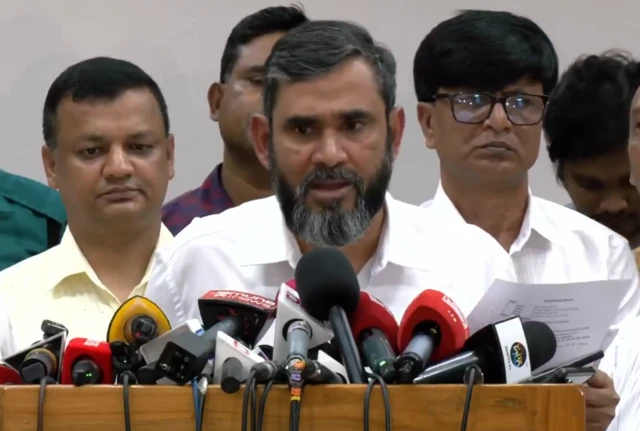 নির্বাচন কমিশনার (ইসি) ব্রিগেডিয়ার জেনারেল (অব.) আবুল ফজল মোহাম্মদ সানাউল্লাহ