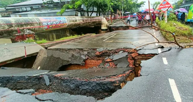 ভাঙা কালভার্ট