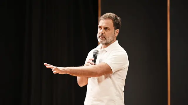 राहुल गांधी