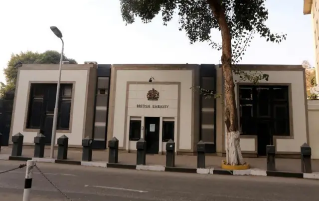 Imbaasii UK Kaayiroo keessaa