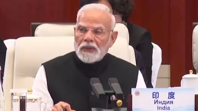 नरेंद्र मोदी