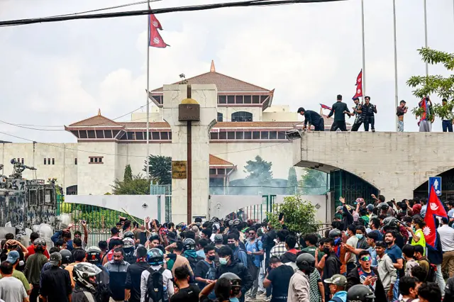 नेपाल
