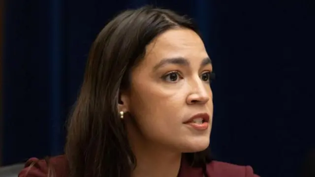 الکساندریا اوکاسیو-کورتز نماینده دموکرات چپ‌گرا