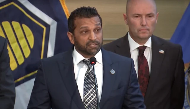 Daarektara FBI Kaash Paatel wayita ibsa kennan