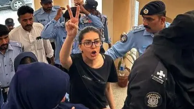 ایڈوکیٹ ایمان مزاری