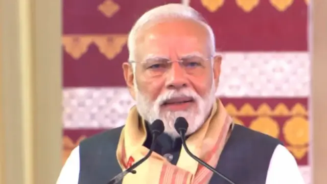 नरेंद्र मोदी