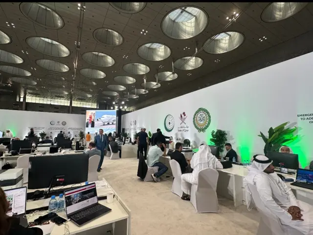 مركز إعلامي مخصص لتغطية أعمال القمة الطارئة في الدوحة