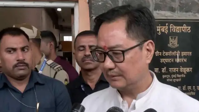 केंद्रीय मंत्री किरेन रिजिजू