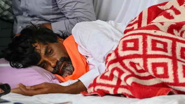 मनोज जरांगे पाटिल अनशन