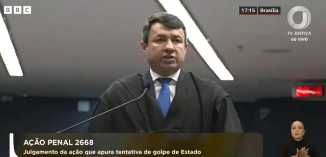 Eumar Roberto Novacki,