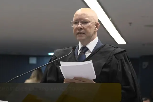 Demóstenes Torres