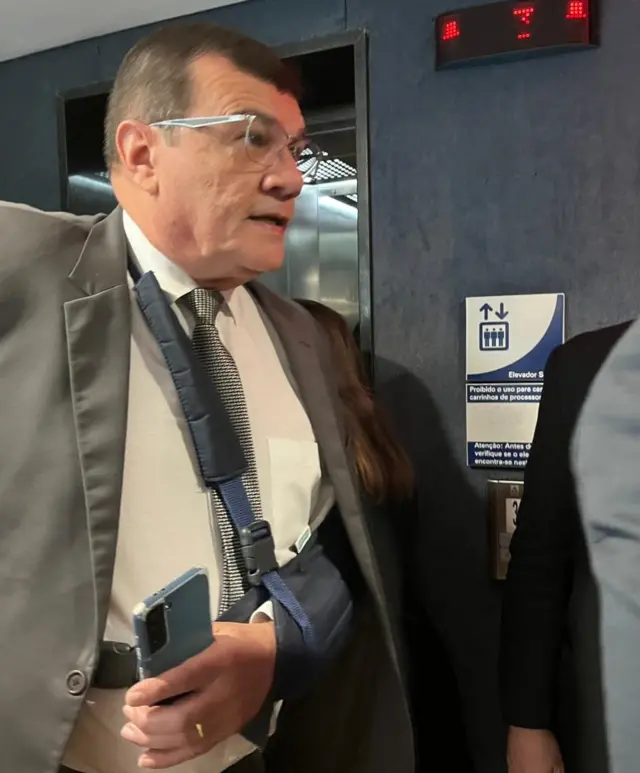 Paulo Sérgio Nogueira, general e ex-ministro da Defesa, chega ao STF