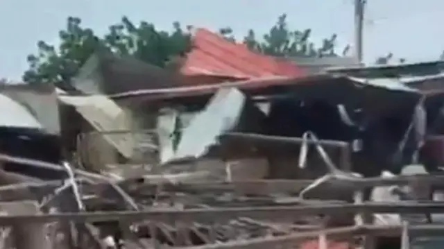 ụlọ alakụba kpọkashịrị dịka atụrụ ogbunigwe