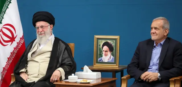 پزشکیان و خامنهای