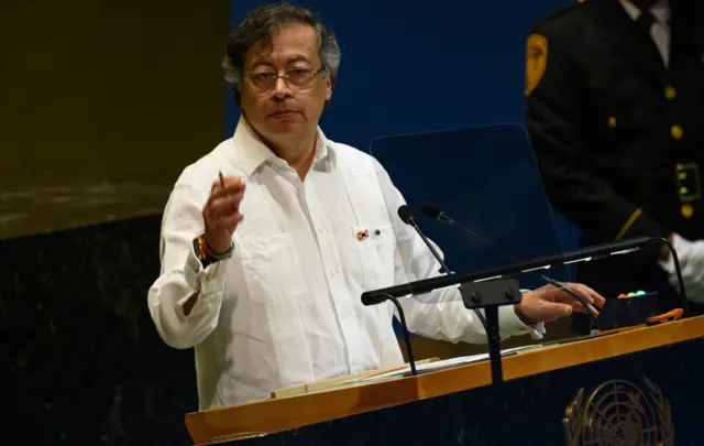 A kagburu visa Gustavo Petro maka iso otu ndị na-akwalite nwere onwe Palestine mee ngagharịiwe