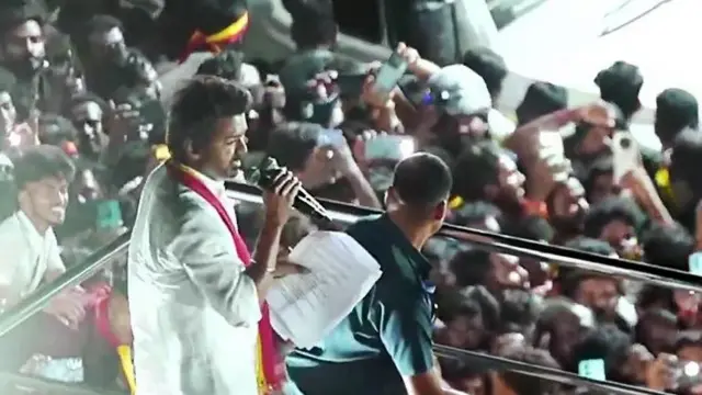अभिनेता से नेता बने विजय