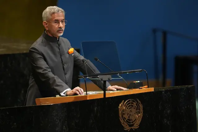 اقوامِ متحدہ کی جنرل اسمبلی میں تقریر کرتے ہوئے انڈیا کے وزیرِ خارجہ ایس جے شنکر کا کہنا تھا کہ دہشت گردی کو فروغ دینے والوں کی حمایت کرنے والے ممالک کو بالآخر نتائج بھگتنا ہوں گے