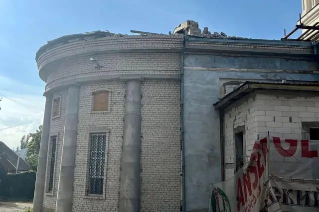 Разрушенная алтарная часть Успенского собора в Херсоне