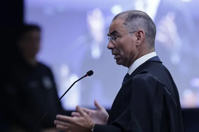 José Luís Mendes de Oliveira Lima, advogado de Braga Netto