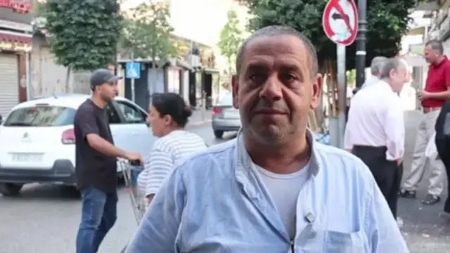 صادق کمیل
