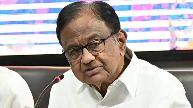 पी चिदंबरम