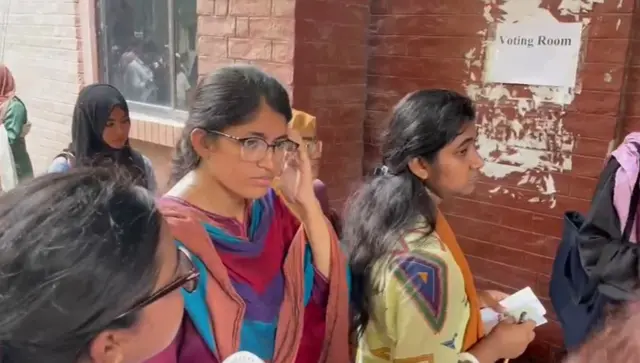 স্বতন্ত্র ঐক্যজোটের ভিপি প্রার্থী উমামা ফাতেমা