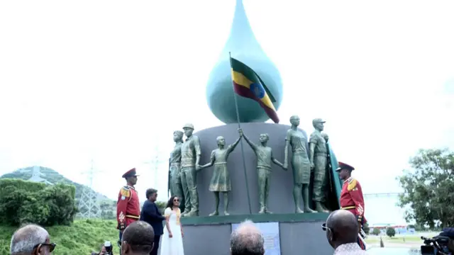 የጠብታ ሐውልት