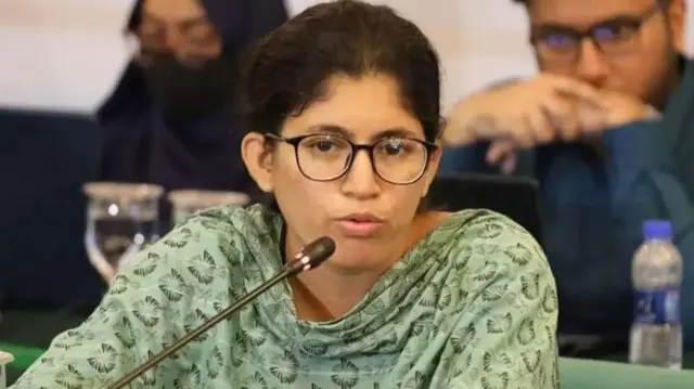 স্বতন্ত্র শিক্ষার্থী ঐক্য প্যানেলের সহ-সভাপতি বা ভিপি প্রার্থী উমামা ফাতেমা