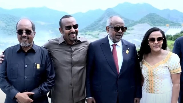 የሶማሊያ ፕሬዚዳንት ሐሰን ሼክ መሐሙድ፣ ጠቅላይ ሚኒስትር ዐቢይ አሕመድ፣ የጂቡቲ ፕሬዚዳንት ኢስማኤል ኡማር ጌሌ እና ቀዳማይ እመቤት ዝናሽ