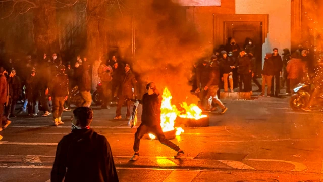 இரான், போராட்டம்