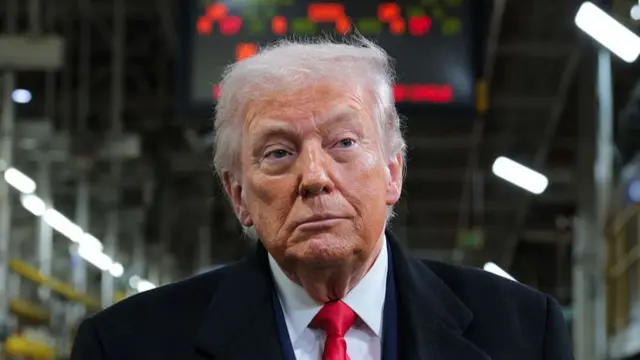 डोनाल्ड ट्रंप