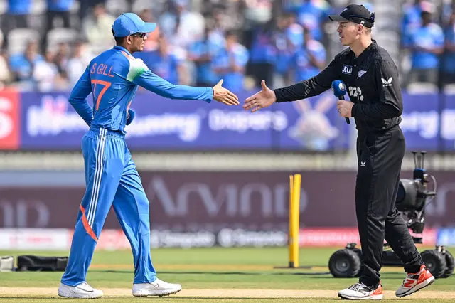 शुभमन गिल और माइकल ब्रेसवेल