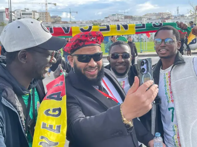 Fans of both kontris don gada for Grand Stade de Tanger Stadium