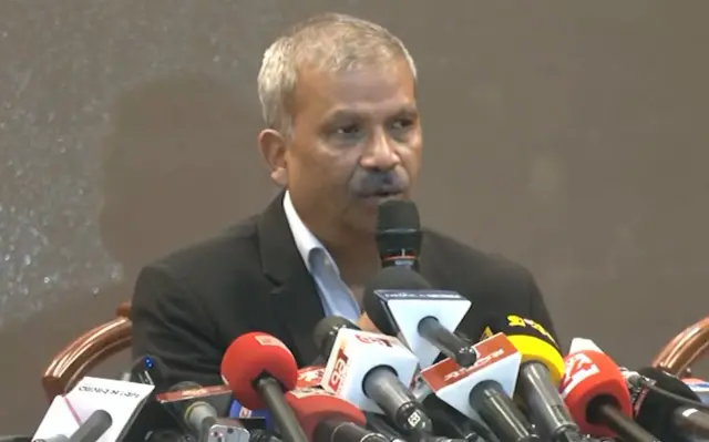 আইন উপদেষ্টা অধ্যাপক আসিফ নজরুল