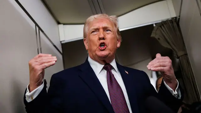 डोनाल्ड ट्रंप