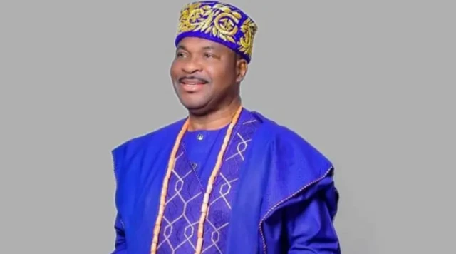 Nnukwu Ọkaiwu, Mike Ozekhome