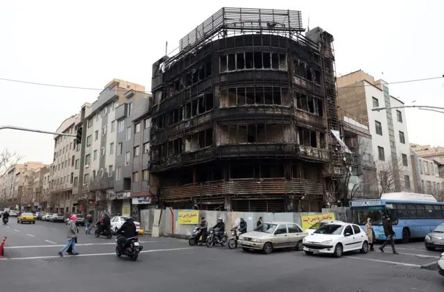 ساختمان سوخته بانک ملی ایران