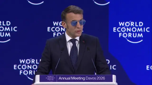 Macron amevaa miwani ili kuficha tatizo la macho, anasema