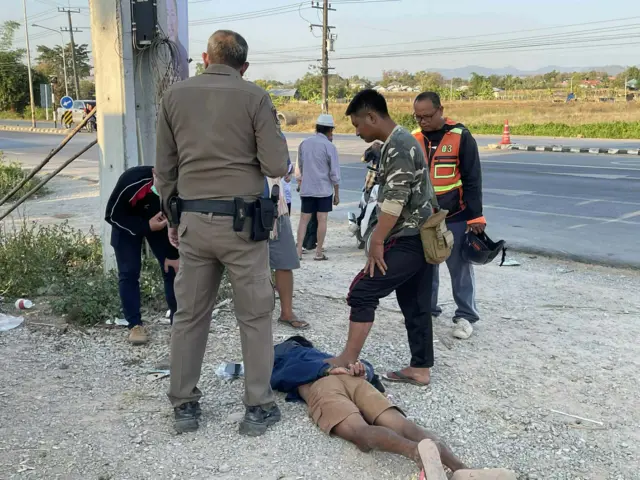 မဲဆောက်က ဇန်နဝါရီ ၂၁ ရက် ညနေပိုင်း ပစ်ခတ်မှုမှာ ဖမ်းဆီးခံလိုက်ရတဲ့ မြန်မာတစ်ဦး