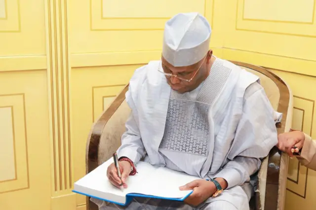 Atiku Abubakar bụbu Osote Onyeisiala Naịjirịa ma jiri otu ndọrọ ndọrọ ọchịchị People Democratic Party (PDP) zọọ ọkwa Onyeisiala n’afọ 2023
