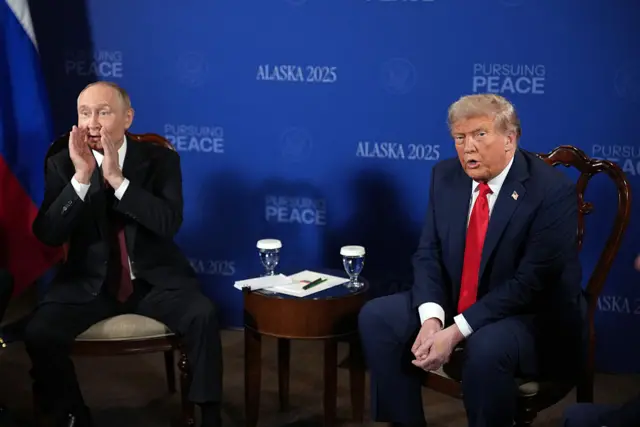 Путин и Трамп на переговорах в Анкоридже, 15 августа 2025 года