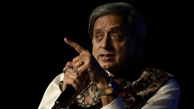 காங்கிரஸ் எம்.பி. சசி தரூர்