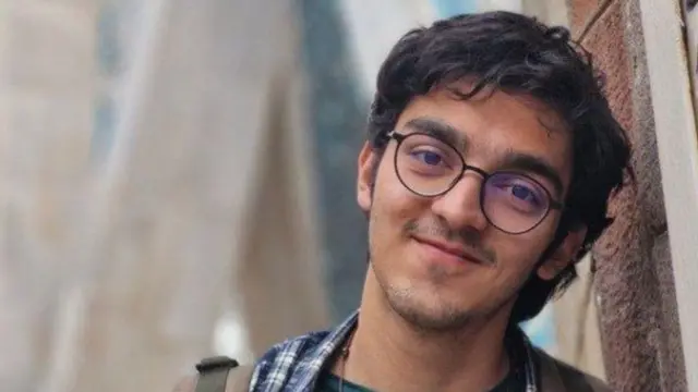 کیارش خسروی، دانشجوی مهندسی مکانیک و دبیر انجمن اسلامی دانشجویان دانشگاه شریف