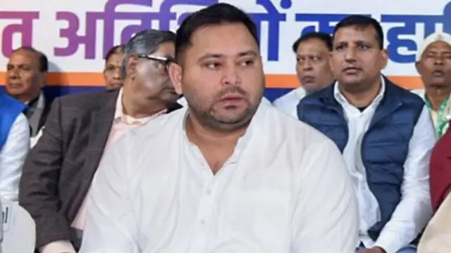 तेजस्वी यादव