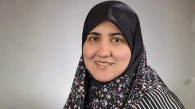 फ़ातिमा अर्देशिर लारीजानी